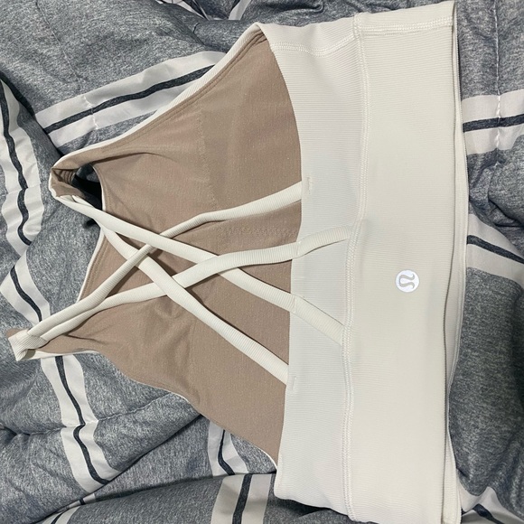 Lululemon Energy Ribbed Halter Bra - Picture 4 of 4